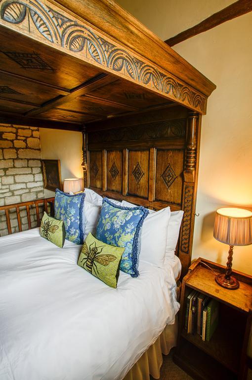 The Moonraker Hotel Bradford-On-Avon Buitenkant foto